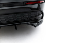 Carica l'immagine nel visualizzatore di Gallery, Splitter Posteriore Centrale Audi A3 Berlina 8Y Facelift — vista posteriore