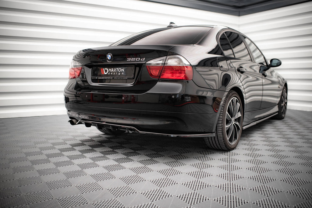 Splitter Laterali Posteriori BMW Serie 3 Berlina E90 — dettaglio del profilo