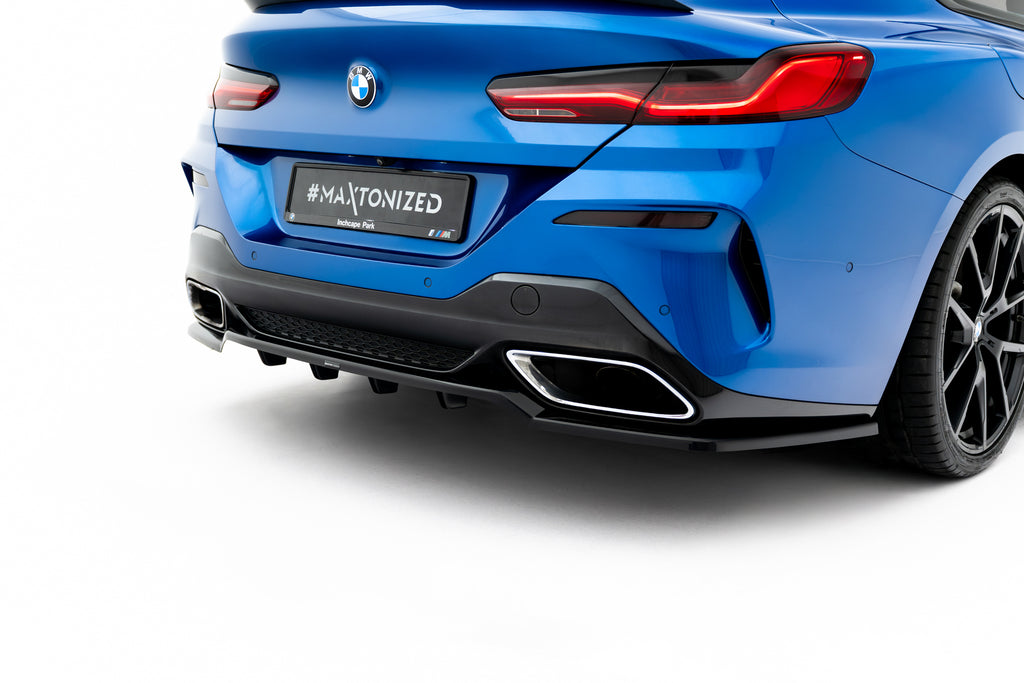 Splitter Posteriore Centrale BMW Serie 8 Coupé G15 M-Pack — vista laterale