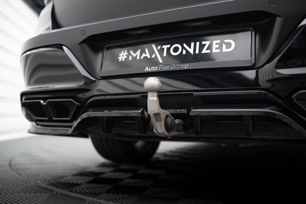 Splitter Posteriore Centrale BMW Serie 7 G70 M760e — particolare della finitura
