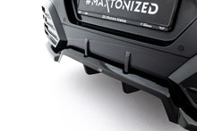 Carica l'immagine nel visualizzatore di Gallery, Splitter Posteriore Centrale BMW X2 U10 M-Pack — particolare della finitura