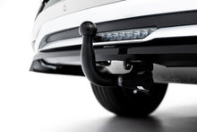 Carica l'immagine nel visualizzatore di Gallery, Splitter Posteriore Centrale BYD Seal Mk1 — dettaglio della superficie