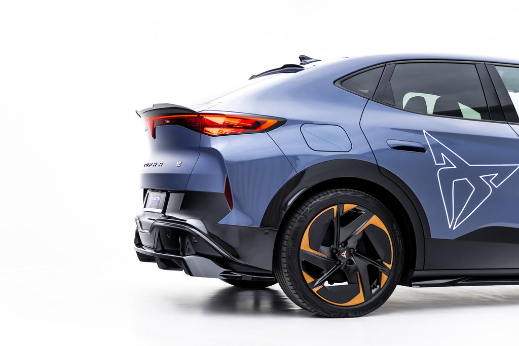 Splitter Posteriore Centrale Cupra Tavascan Mk1 — vista d'insieme