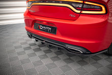 Load image into Gallery viewer, Splitter Posteriore Centrale Dodge Charger SRT Mk7 Facelift RT — dettaglio del profilo
