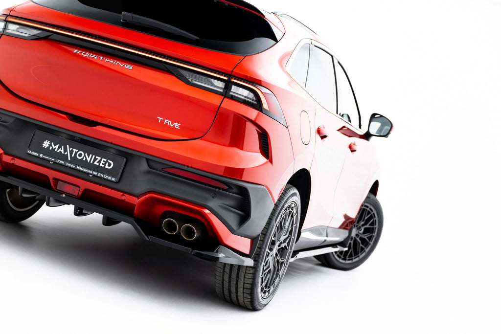 Splitter Posteriore Centrale Forthing T-Five Mk1 — particolare del bordo