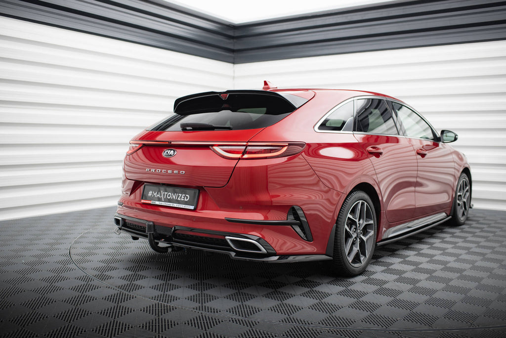 Splitter Posteriore Centrale Kia Proceed Mk1 GT-Line — particolare della finitura