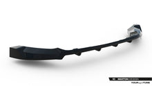 Carica l'immagine nel visualizzatore di Gallery, Splitter Posteriore Centrale Land Rover Defender Mk4 — vista posteriore