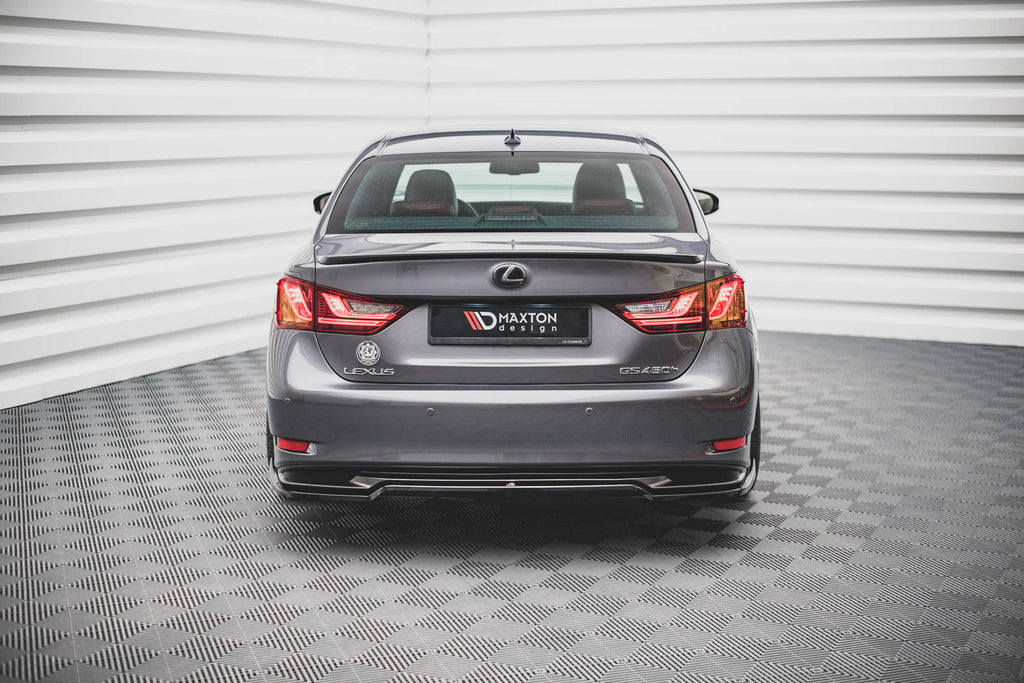 Splitter Posteriore Centrale Lexus GS Mk4 F-Sport — montato sulla vettura