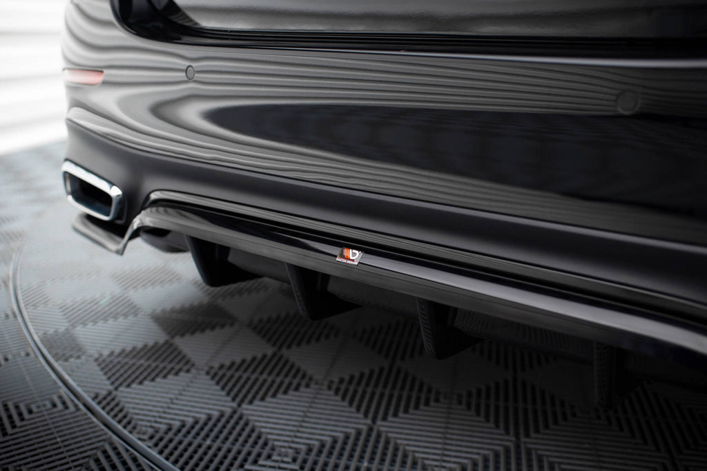 Splitter Posteriore Centrale Mercedes Classe E W214 AMG-Line — vista laterale