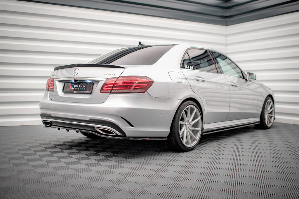 Splitter Posteriore Centrale Mercedes Classe E Berlina W212 Facelift AMG-Line — vista laterale