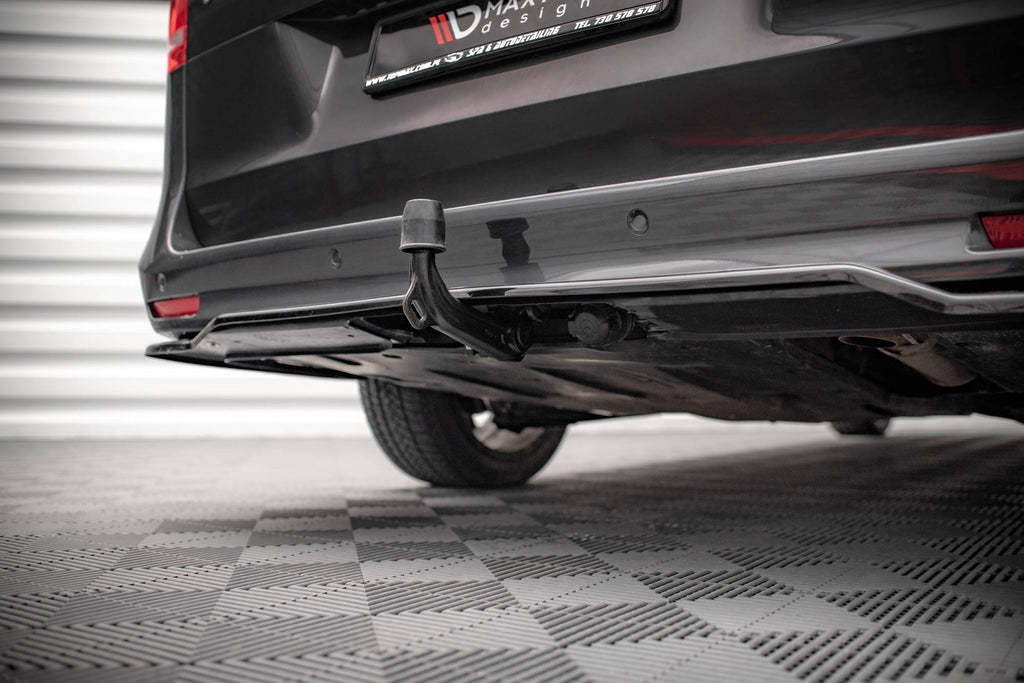 Splitter Posteriore Centrale Mercedes Classe V W447 Facelift AMG-Line — particolare della finitura