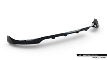 Load image into Gallery viewer, Splitter Posteriore Centrale Opel Corsa F Facelift (Mk6 Facelift) 2023 — montato sulla vettura