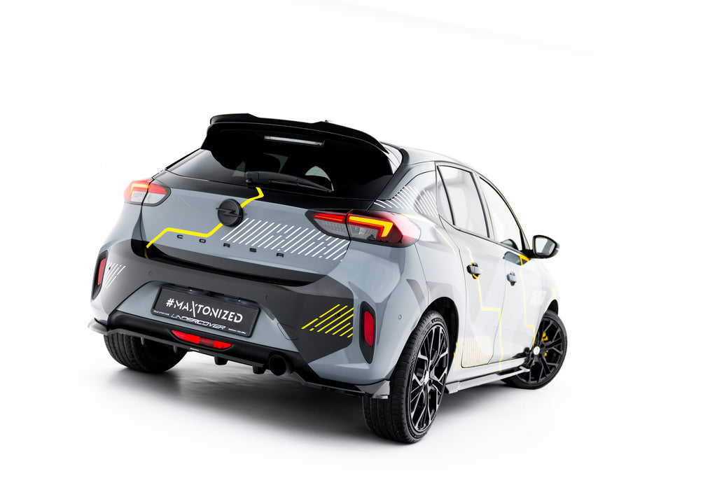 Splitter Posteriore Centrale Opel Corsa F Facelift (Mk6 Facelift) 2023 — vista laterale