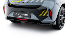 Load image into Gallery viewer, Splitter Posteriore Centrale Opel Corsa F Facelift (Mk6 Facelift) 2023 — particolare della finitura