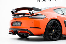 Load image into Gallery viewer, Splitter Posteriore Centrale Porsche Cayman 982c GTS — dettaglio del profilo