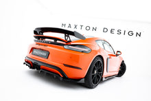 Load image into Gallery viewer, Splitter Posteriore Centrale Porsche Cayman 982c GTS — particolare della finitura