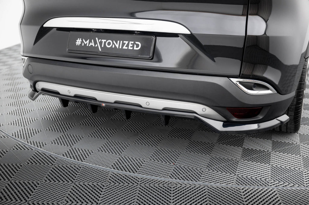 Splitter Posteriore Centrale Renault Espace Mk5 — dettaglio del profilo