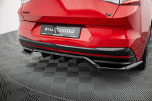 Load image into Gallery viewer, Splitter Posteriore Centrale Skoda Enyaq iV Coupé Mk1 RS — dettaglio del fissaggio