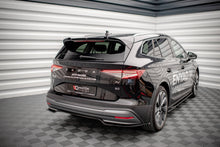 Load image into Gallery viewer, Splitter Posteriore Centrale Skoda Enyaq iV Mk1 — particolare della finitura
