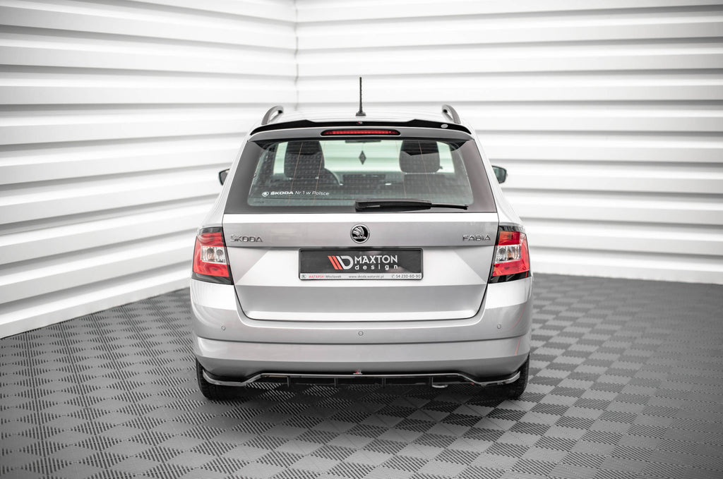 Splitter Posteriore Centrale Skoda Fabia Station Wagon Mk3 — montato sulla vettura