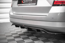 Load image into Gallery viewer, Splitter Posteriore Centrale Skoda Fabia Station Wagon Mk3 — vista laterale