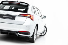 Load image into Gallery viewer, Splitter Posteriore Centrale Skoda Scala MK1 Facelift — vista laterale