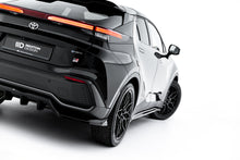 Load image into Gallery viewer, Splitter Posteriore Centrale Toyota C-HR Mk2 — particolare della finitura