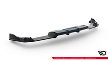 Load image into Gallery viewer, Splitter Posteriore Centrale V.1 Volkswagen Golf R Hatchback Mk8 — montato sulla vettura
