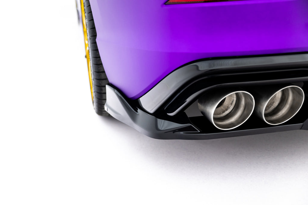Splitter Posteriore Centrale V.1 Volkswagen Golf R Hatchback Mk8 — particolare del bordo