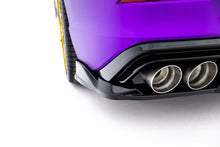 Load image into Gallery viewer, Splitter Posteriore Centrale V.1 Volkswagen Golf R Hatchback Mk8 — particolare del bordo