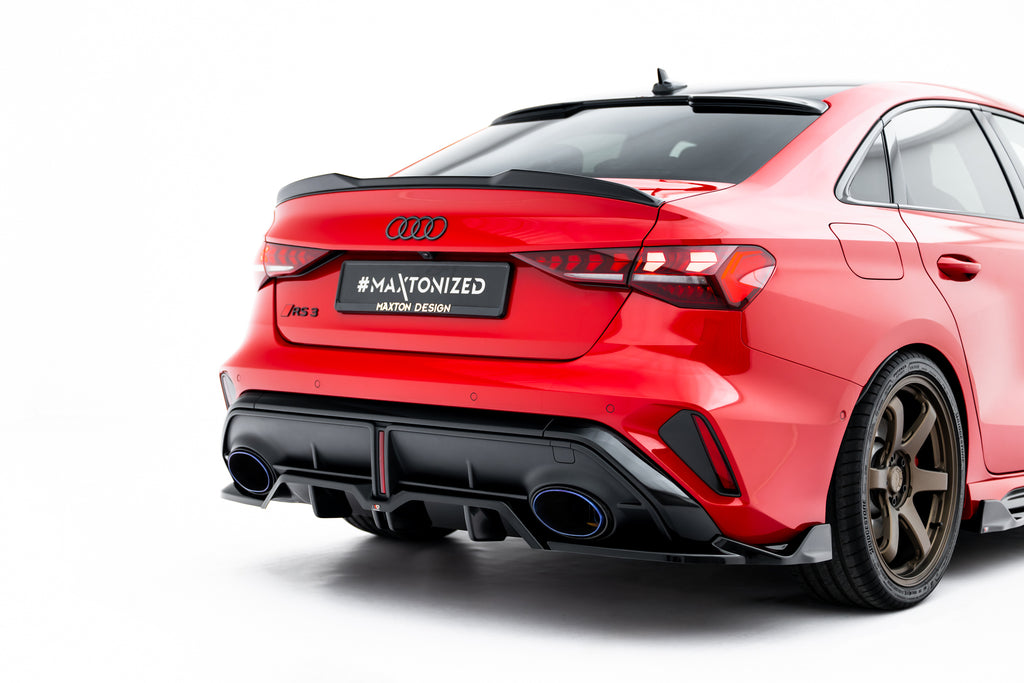 Splitter Posteriore Centrale V.2 Audi RS3 Berlina 8Y Facelift — particolare della finitura
