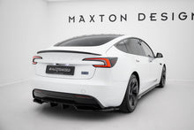 Carica l'immagine nel visualizzatore di Gallery, Splitter Posteriore Centrale V.2 Tesla Model 3 Mk1 Facelift Performance — dettaglio del profilo