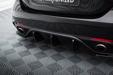 Carica l'immagine nel visualizzatore di Gallery, Diffusore posteriore Maxton Design in ABS nero lucido per Alfa Romeo Giulia Veloce, montato sulla vettura