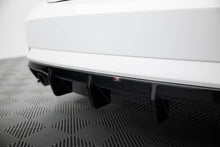 Carica l'immagine nel visualizzatore di Gallery, Diffusore Posteriore Audi A3 Berlina 8V Facelift (scarico singolo su entrambi i lati) — dettaglio del profilo