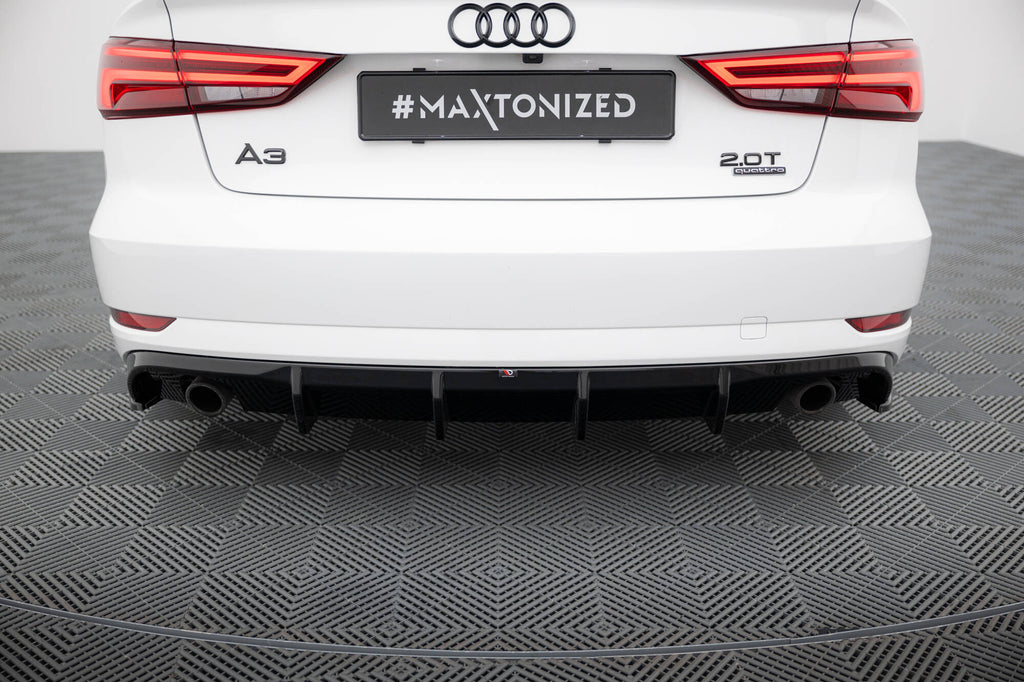 Diffusore Posteriore Audi A3 Berlina 8V Facelift (scarico singolo su entrambi i lati) — dettaglio del fissaggio