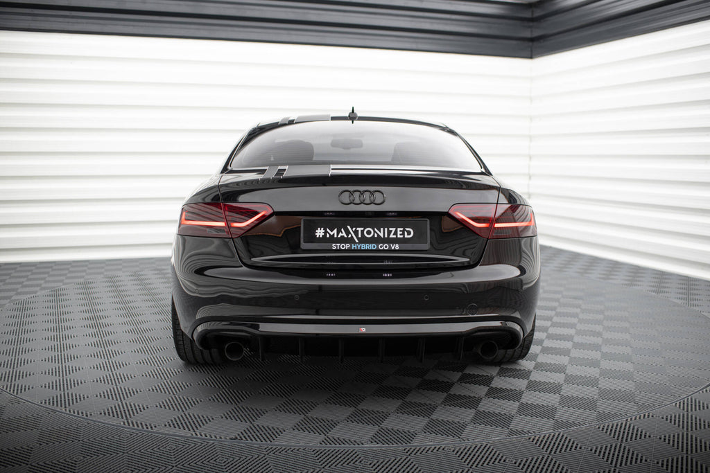 Diffusore Posteriore Audi A5 8T S-Line (scarico singolo su entrambi i lati) — particolare della finitura