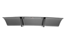 Carica l'immagine nel visualizzatore di Gallery, Diffusore posteriore Maxton Design per Audi RS3 8V Facelift Sportback, ABS nero lucido - montato sul veicolo