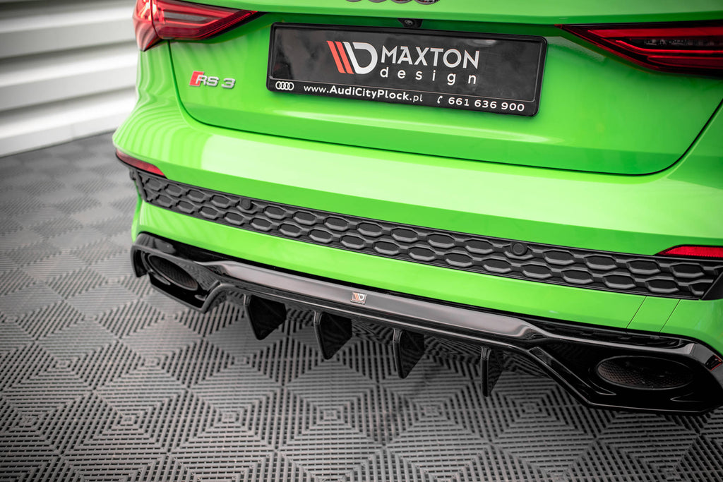 Diffusore Posteriore Audi RS3 8Y — particolare della finitura