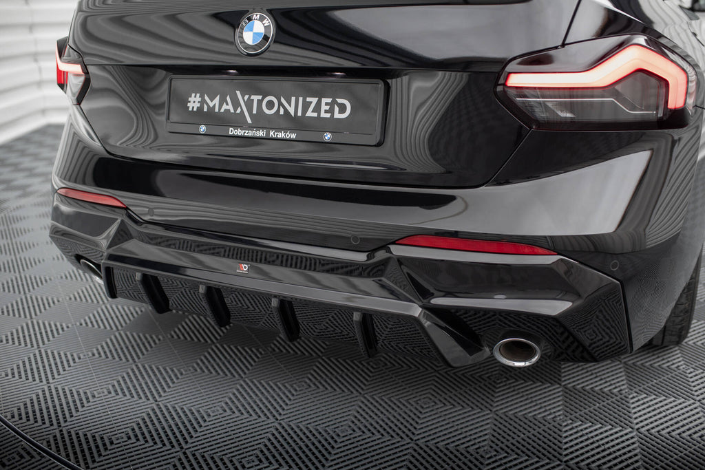 Diffusore Posteriore BMW 2 G42 — vista laterale