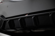 Carica l'immagine nel visualizzatore di Gallery, Diffusore Posteriore BMW 3 M-Pack G20 / G21 — montato sulla vettura