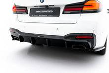 Load image into Gallery viewer, Diffusore Posteriore Audi S5 F5 Facelift — particolare della finitura