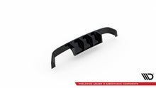 Carica l'immagine nel visualizzatore di Gallery, Diffusore posteriore Maxton Design BMW M4 F82 in nero lucido, vista dal basso