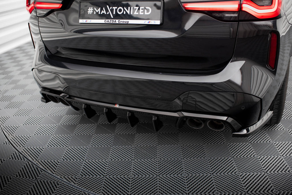 Diffusore Posteriore BMW X3 M F97 — particolare del bordo