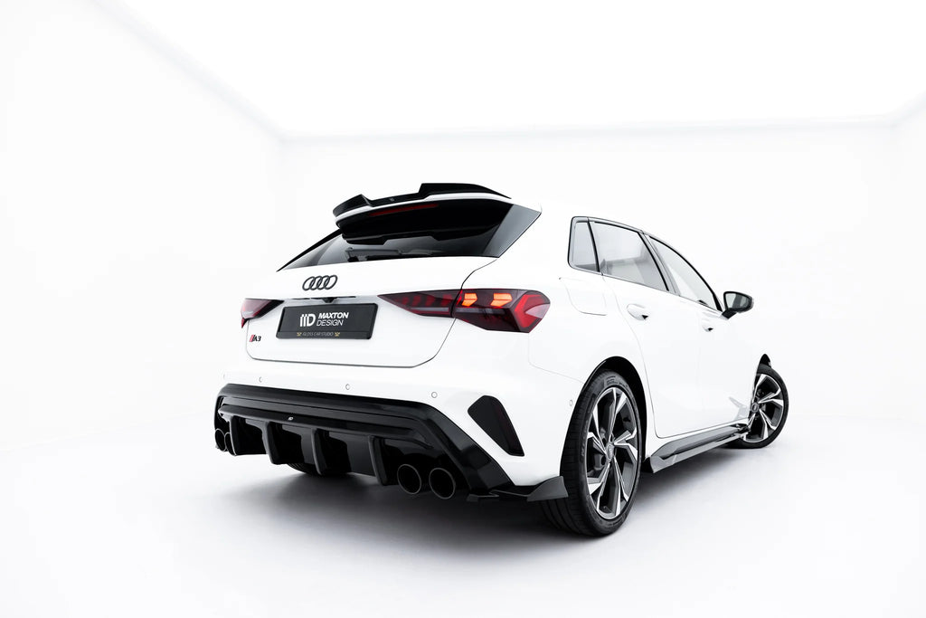 Diffusore Posteriore Audi A3 Sportback 8Y Facelift S-Line — vista laterale