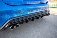 Dettaglio del bordo inferiore del diffusore per Ford Focus Mk4 ST-Line
