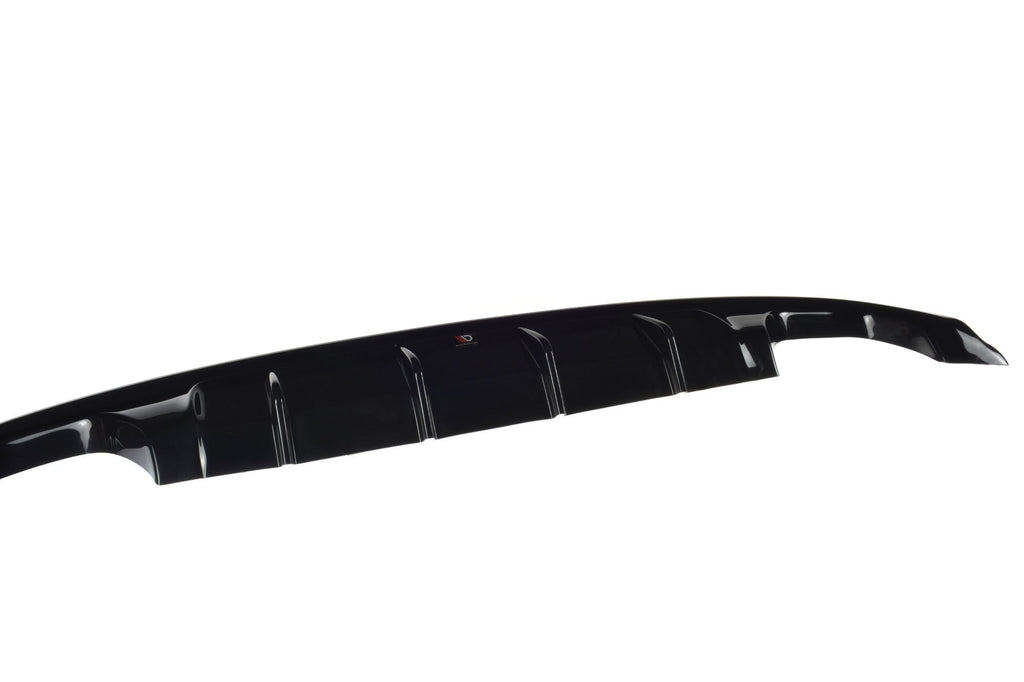 Diffusore posteriore Ford Focus Mk4 ST-Line montato in sostituzione dell originale