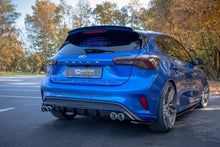 Diffusore posteriore Maxton Ford Focus Mk4, vista tre quarti posteriore