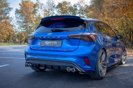 Diffusore posteriore Maxton Ford Focus Mk4, vista tre quarti posteriore