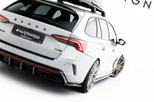 Load image into Gallery viewer, Diffusore Posteriore Skoda Octavia RS Mk4 — montato sulla vettura