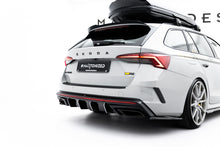 Load image into Gallery viewer, Diffusore Posteriore Skoda Octavia RS Mk4 — vista laterale